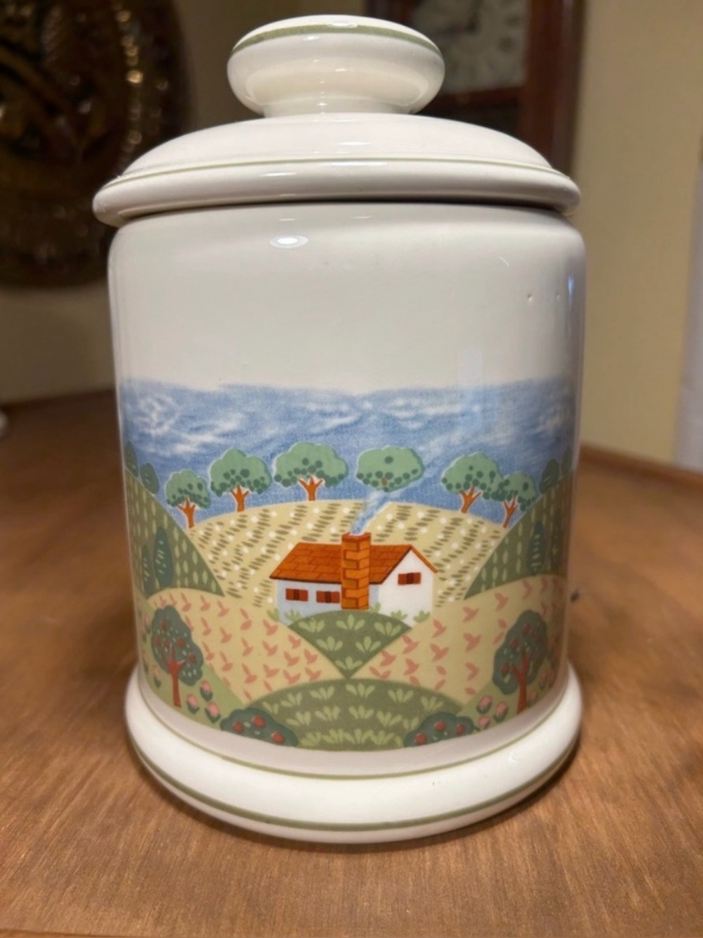 Missdorito Sangostone Country Cottage Canister Set of 3 Small, medium, large - Picture 3 of 3